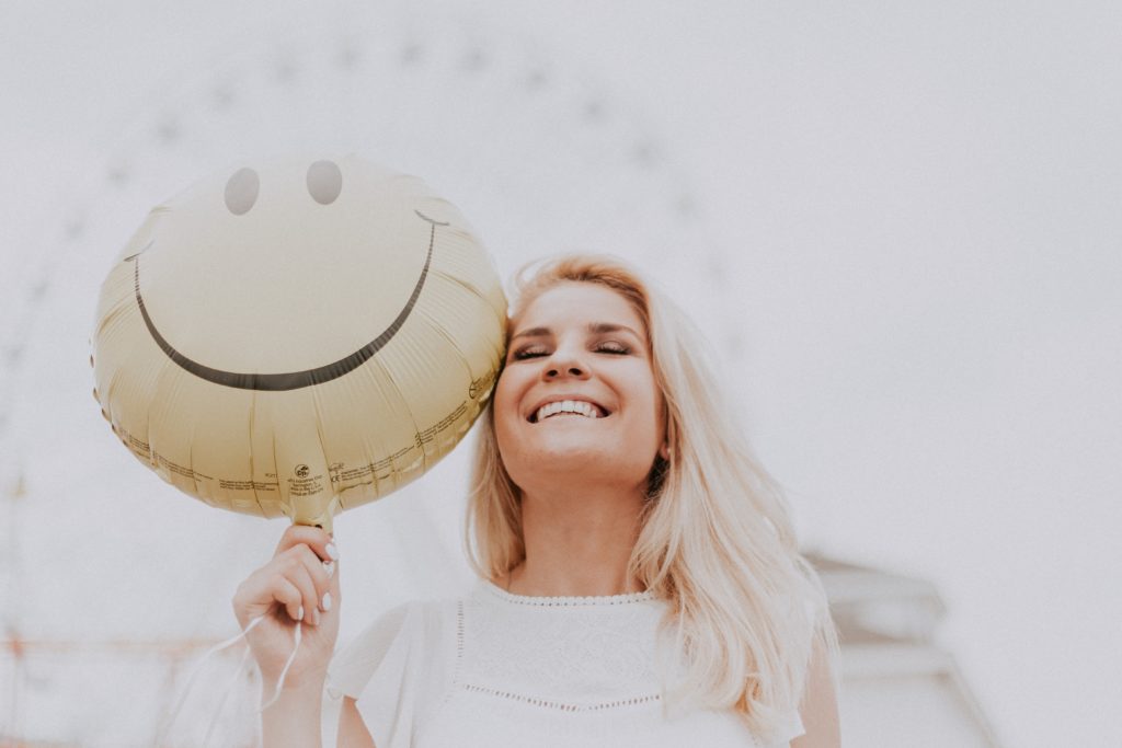 Woman smiling with beautiful teeth