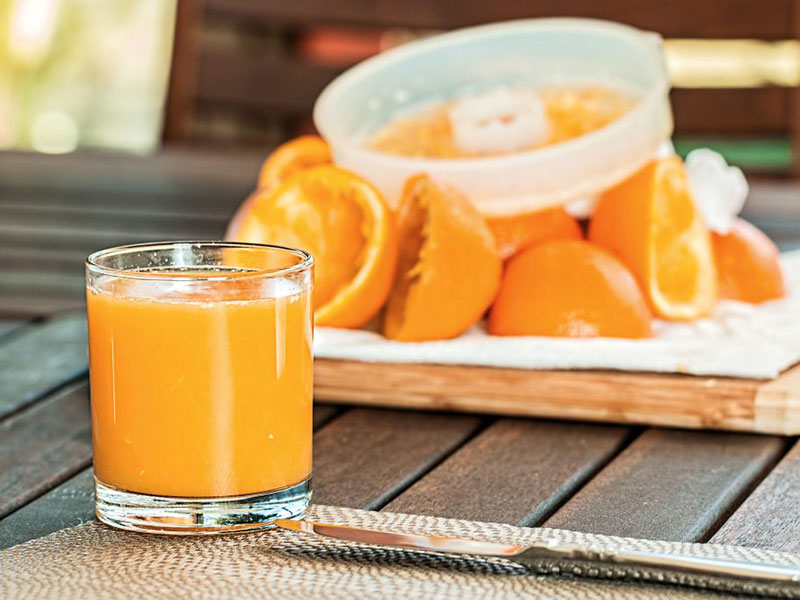 Orange juice & oranges